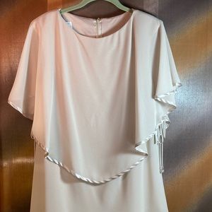 NWT 10 formal‎ mother of the bride dress. Cream. “Benita” 40” bust. B1